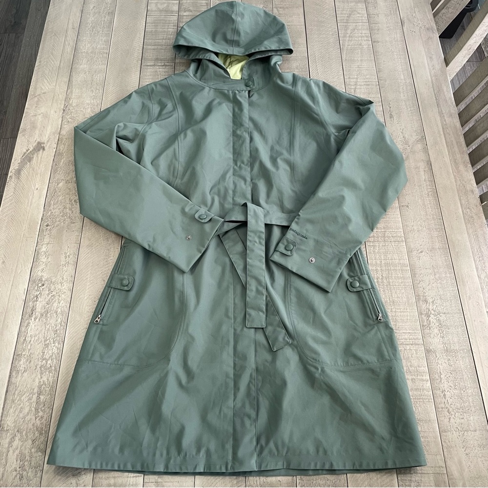 Patagonia Jacket size large excellent condition